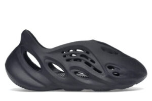 Giày Adidas Yeezy Foam RNR Onyx ‘Black’