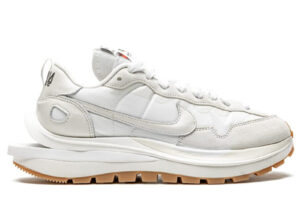 Giày Nike Sacai x VaporWaffle Sail Gum