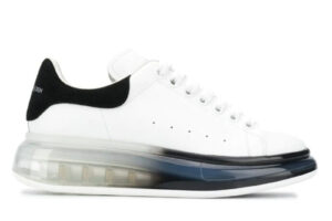 Giày Alexander Mcqueen Oversized Trắng Đế Hơi Gót Đen